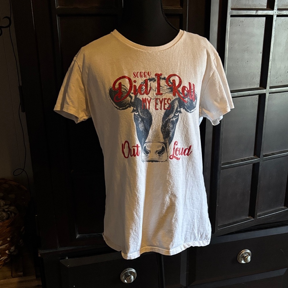 White Graphic T-Shirt with Red and Black Print